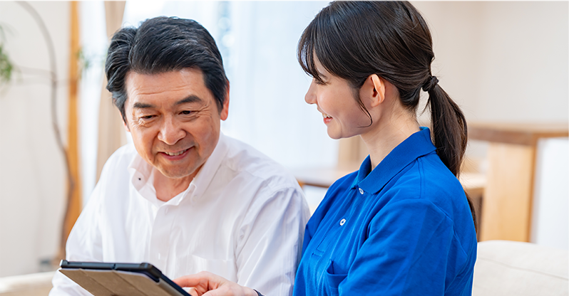 利用者様を支援するスタッフ